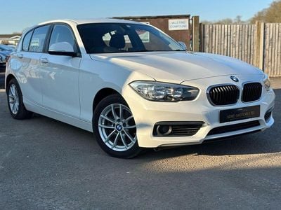 Used BMW 118 Sport Line 134 HP (98 kW) 2015 White Hatchback