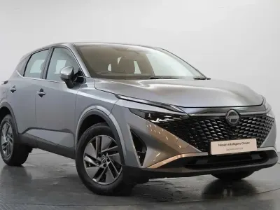 Used Nissan Qashqai Acenta Premium 155 HP (114 kW) 2025 Grey SUV