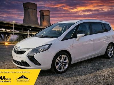 Used Vauxhall Zafira SRi 138 HP (101 kW) 2014 White MPV