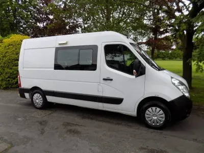 Begagnad Vauxhall Movano 2019 Vit Minibuss
