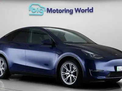 Używany Tesla Model Y Long Range AWD 286 kW (389 KM) 2025 SUV