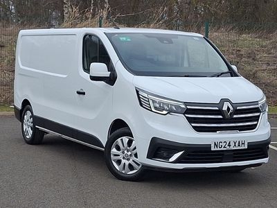 White Used 2024 Renault Trafic MPV | £23,498 (Fair price)
