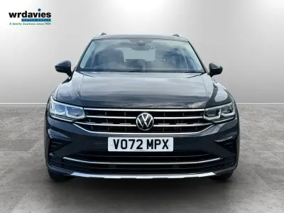 Używany VW Tiguan Elegance 150 KM (110 kW) 2022 Szary SUV