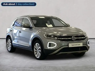 Usado VW T-Roc Style 150 HP (110 kW) 2025 Prateado SUV