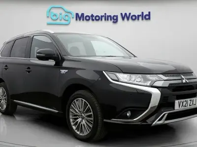 Used Mitsubishi Outlander P-HEV 224 HP (164 kW) 2020 Estate