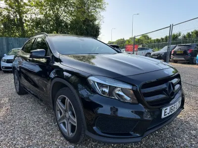 Usado Mercedes GLA200 AMG line 136 HP (100 kW) 2016 Preto SUV