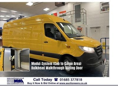 Used Mercedes Sprinter Progressive 143 HP (105 kW) 2020 Yellow Van
