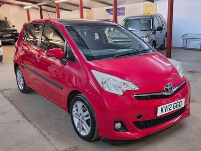 Used Toyota Verso Multidrive S 2012 Red MPV