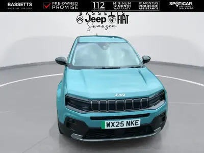 Usado Jeep Avenger EV Summit 113 kW (154 HP) 2025 Azul SUV