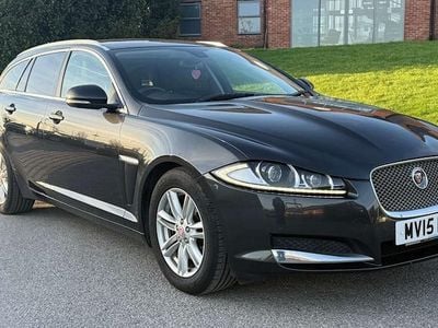 Used Jaguar XF Luxury 200 HP (147 kW) 2015 Sedan