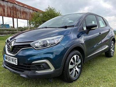 Second-hand Renault Captur Play 90 CP (66 kW) 2018 Albastru SUV