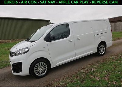 Used Vauxhall Vivaro 100 HP (73 kW) 2023 White MPV