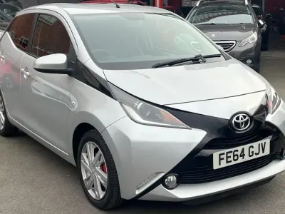 Used Toyota Aygo x-press 68 HP (50 kW) 2014 Silver Hatchback