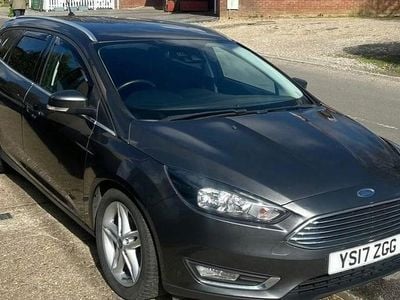 Used Ford Focus Titanium 125 HP (91 kW) 2017 Grey Estate