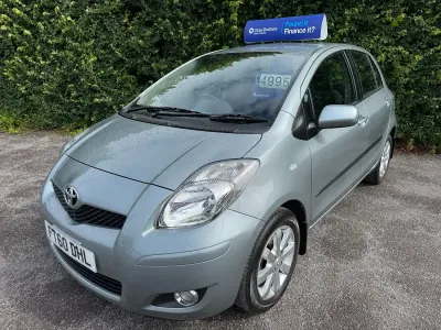 Used Toyota Yaris 2011 Silver Hatchback