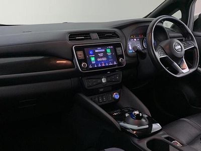 Used Nissan Leaf Tekna 108 kW (148 HP) 2021 White Hatchback