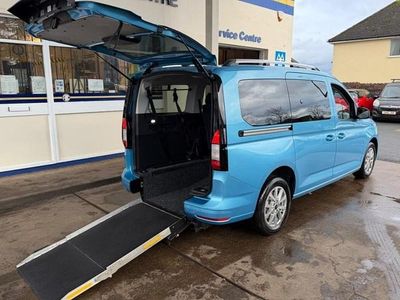Blue Used 2024 Ford Tourneo Connect Titanium MPV | £24,995 (Expensive)