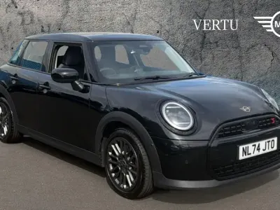 Used Mini Cooper S Hatch 201 HP (147 kW) 2024 Black Hatchback