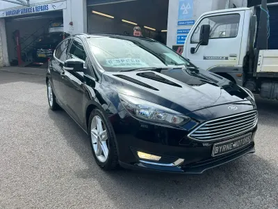 Używany Ford Focus Titanium 125 KM (91 kW) 2017 Czarny Hatchback
