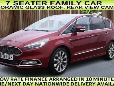 Used Ford S-MAX Vignale 209 HP (153 kW) 2017 Red MPV