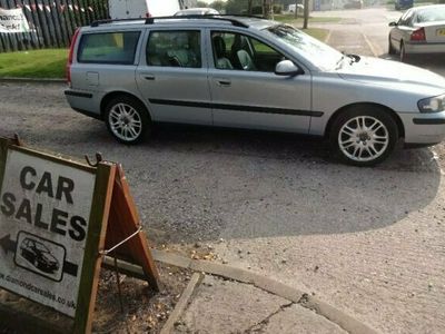 used Volvo V70 2.4