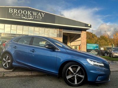 Blue Used 2018 Volvo V40 R-Design Estate | £9,790 (Fair price)