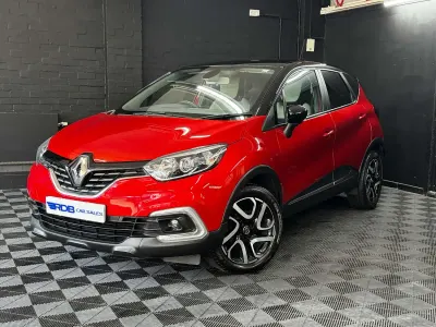 Used Renault Captur Iconic 2020 Red/black SUV