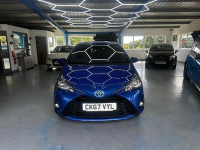 Blue Used 2018 Toyota Yaris Hybrid Hatchback | £9,495 (Fair price)