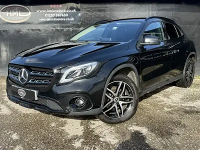 Usado Mercedes GLA180 Urban 122 HP (89 kW) 2019 Preto SUV