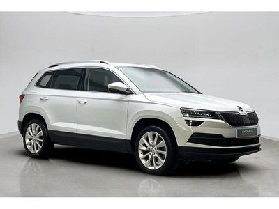 Moon white metallic Used 2018 Skoda Karoq SUV | £13,280 (Fair price)
