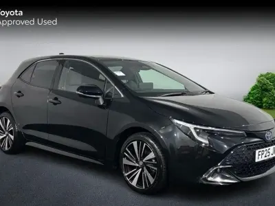 Used Toyota Corolla Design 140 HP (102 kW) 2025 Black Hatchback