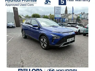 Begagnad Hyundai Bayon Premium 2023 Blå SUV