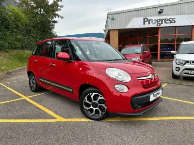 Used Fiat 500L Pop Star 95 HP (69 kW) 2017 Red MPV