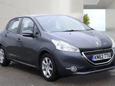 Used Peugeot 208 Active 95 HP (69 kW) 2012 Grey Hatchback