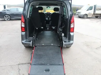 Second-hand Peugeot Partner 100 CP (73 kW) 2018 Gri Monovolum