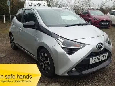 Gebraucht Toyota Aygo Trend 72 PS (52 kW) 2020 Silber Kleinwagen