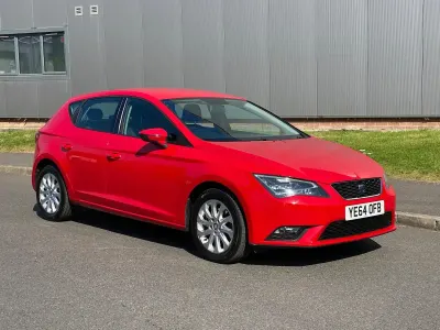 Begagnad Seat Leon SE 125 HK (91 kW) 2014 Röd Halvkombi