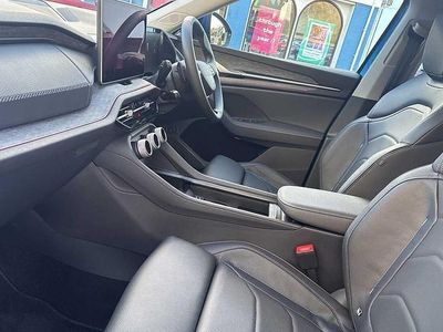 New Skoda Kodiaq SE L 110 HP (80 kW) 2025 Race blue metallic SUV