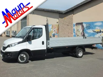Used Iveco Daily 136 HP (100 kW) 2022 White