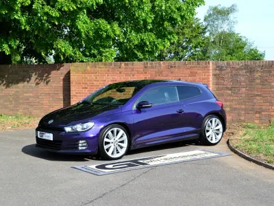 Used VW Scirocco R-line 150 HP (110 kW) 2016 Mauve/purple Coupe