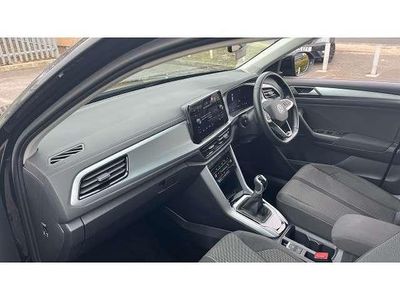 Used VW T-Roc Life 150 HP (110 kW) 2022 Black SUV