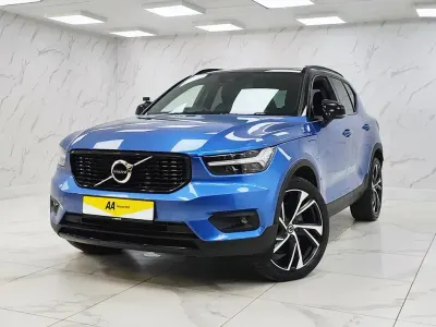 Usado Volvo XC40 R-Design Pro 2020 Azul SUV
