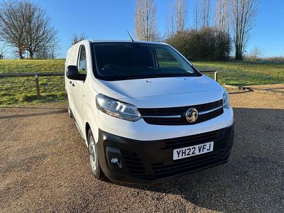 Used Vauxhall Vivaro 100 HP (73 kW) 2022 White MPV