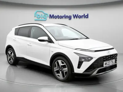 Używany Hyundai Bayon Premium 101 KM (74 kW) 2023 Biały SUV