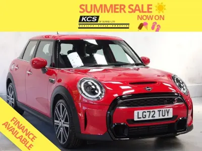 Used Mini Cooper S Exclusive 178 HP (130 kW) 2022 Red Hatchback