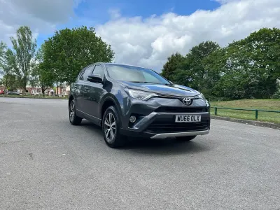 Used Toyota RAV4 Business Edition 143 HP (105 kW) 2016 Grey SUV