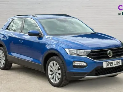 Usado VW T-Roc SE 115 HP (84 kW) 2019 Azul SUV