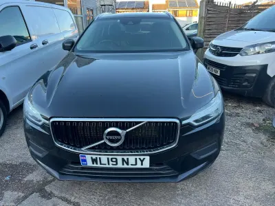 Used Volvo XC60 Momentum 2019 Black SUV
