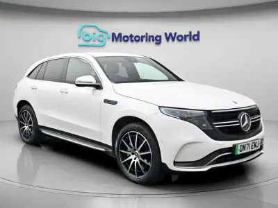 Käytetty Mercedes EQC400 AMG line 300 kW (408 HP) 2022 Valkoinen Katumaasturi