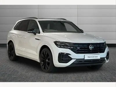Used VW Touareg Black Edition 286 HP (210 kW) 2023 Pure white SUV